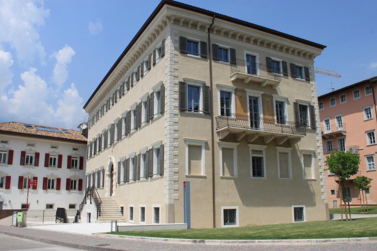 B&B Color Rovereto Роверето Экстерьер фото